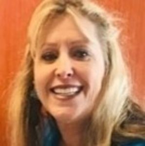 Meet your Posher, Suzanne